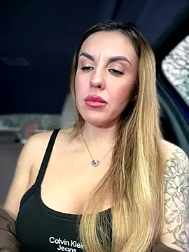 Kalli Fornia online show from 11-17-25, 09:46