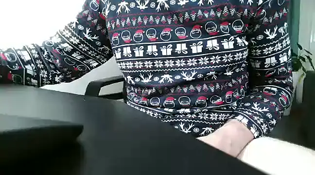 Horney boy86 online show from 12-30-24, 12:00