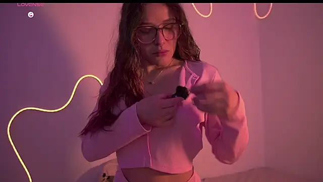 HannaMoom online show from 01-07-26, 02:55