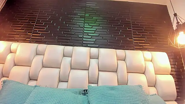 Salo Heaven online show from 05-19-26, 02:02