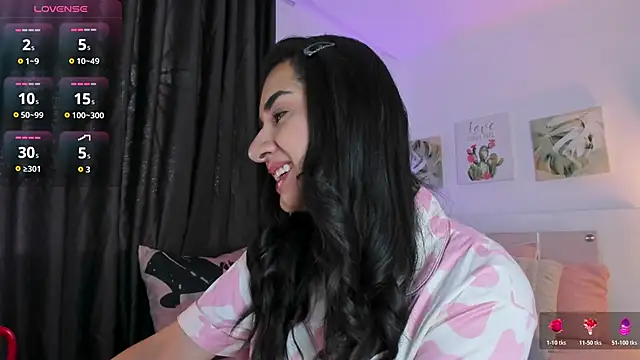 annadu011 online show from 11-21-25, 01:43