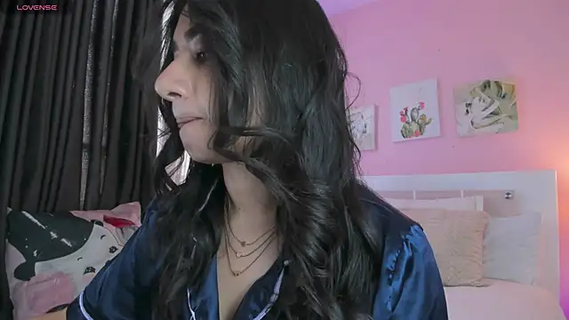 annadu011 online show from 09-19-25, 04:44