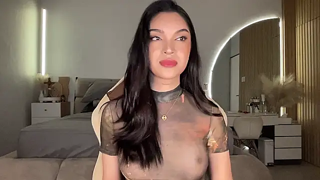 Snapshot of Rogueblaze chatting on 10-10-25, 05:19 Rogueblaze online show from 10-10-25, 05:19