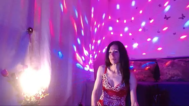 ElysaSun online show from 05-24-26, 05:35