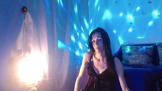 ElysaSun online show from 10-12-25, 04:30