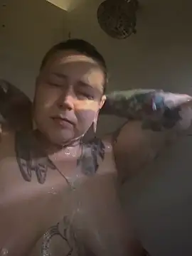 Snapshot of evacheers chatting on 11-21-25, 07:13 evacheers online show from 11-21-25, 07:13