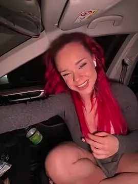 Snapshot of PennyPrincess chatting on 03-16-25, 09:37 PennyPrincess online show from 03-16-25, 09:37