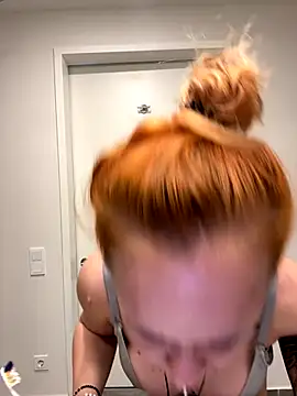 Snapshot of PennyPrincess chatting on 10-01-25, 01:15 PennyPrincess online show from 10-01-25, 01:15