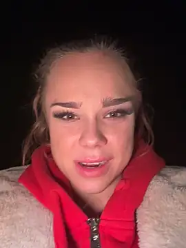 Snapshot of PennyPrincess chatting on 02-22-25, 09:15 PennyPrincess online show from 02-22-25, 09:15