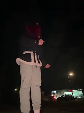 Snapshot of PennyPrincess chatting on 03-22-25, 08:37 PennyPrincess online show from 03-22-25, 08:37