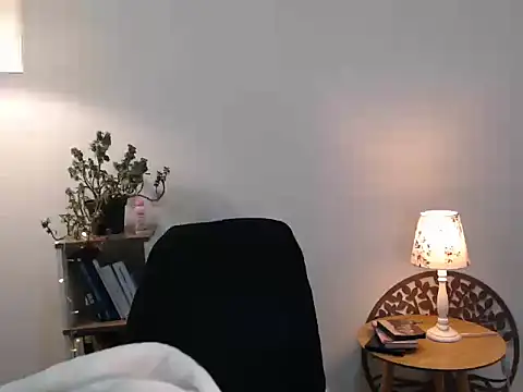 Snapshot of camii_7 chatting on 09-10-25, 10:31 camii 7 online show from 09-10-25, 10:31