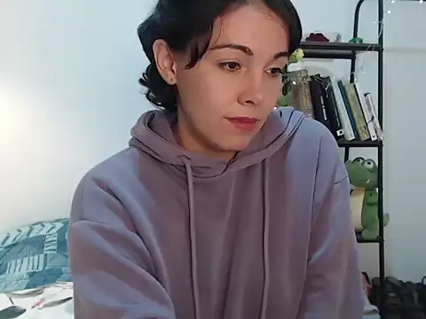 Snapshot of camii_7 chatting on 03-01-25, 04:26 camii 7 online show from 03-01-25, 04:26