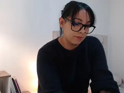 Snapshot of camii_7 chatting on 10-07-25, 12:22 camii 7 online show from 10-07-25, 12:22