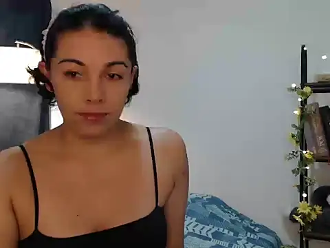 Snapshot of camii_7 chatting on 02-05-25, 07:42 camii 7 online show from 02-05-25, 07:42