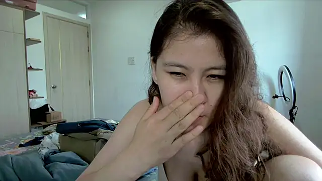 Riz girl online show from 06-13-26, 10:35
