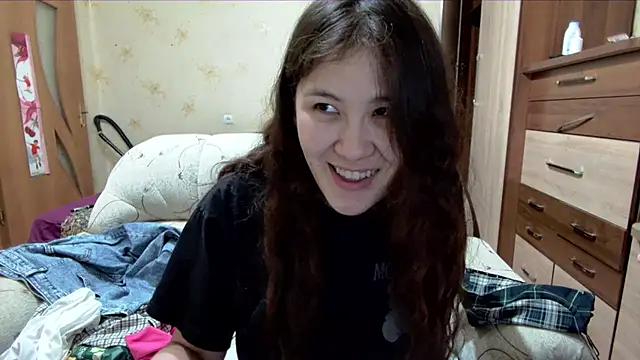 Riz girl online show from 05-04-26, 12:47