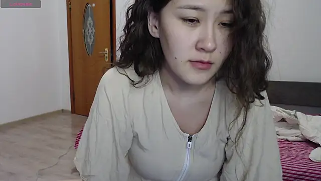 Snapshot of Riz_girl chatting on 10-05-25, 06:42 Riz girl online show from 10-05-25, 06:42