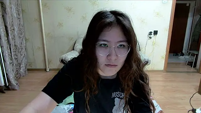 Riz girl online show from 03-09-26, 04:43