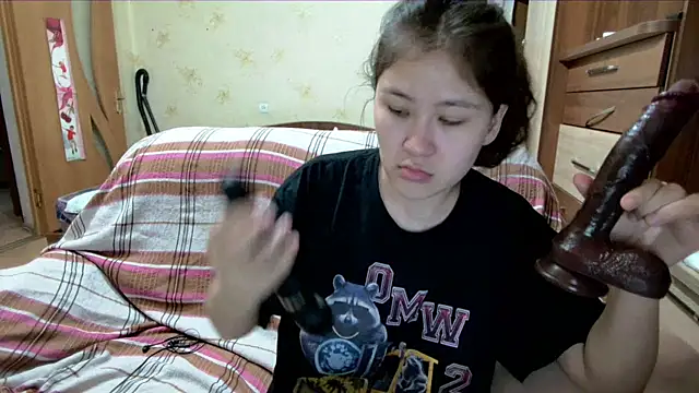 Riz girl online show from 04-10-26, 02:24