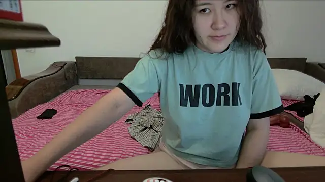 Snapshot of Riz_girl chatting on 09-28-25, 11:39 Riz girl online show from 09-28-25, 11:39