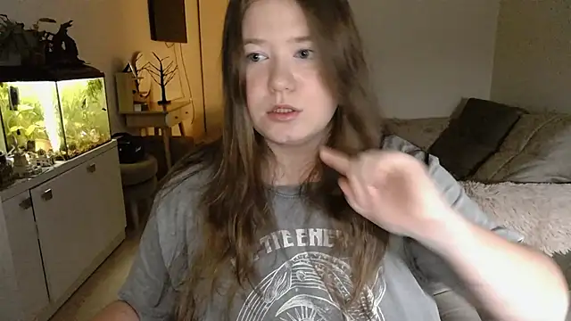 remirann  online show from 12-02-24, 04:37