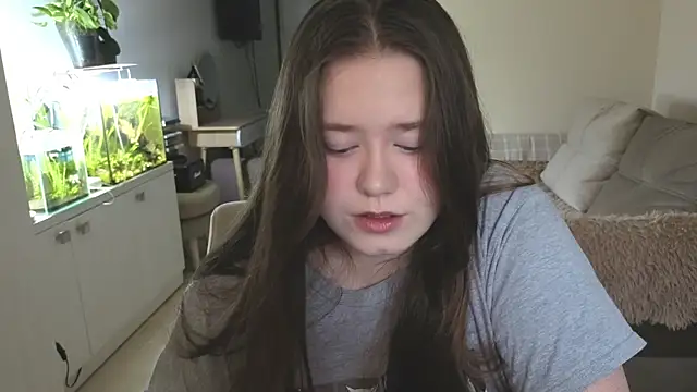 remirann  online show from 12-04-25, 12:26