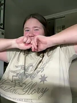 remirann  online show from 12-28-24, 09:51