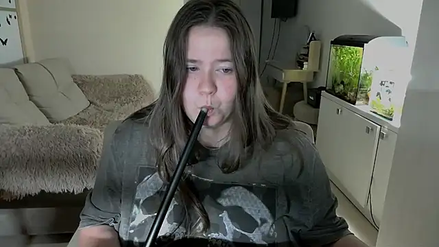 remirann  online show from 03-03-25, 06:35