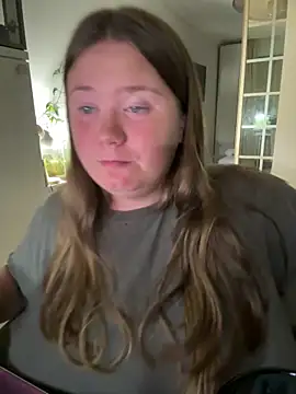 remirann  online show from 09-25-25, 06:36