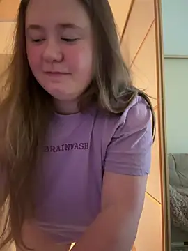 remirann  online show from 12-30-24, 12:20