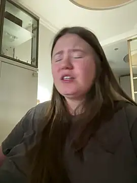 remirann  online show from 03-10-25, 09:18