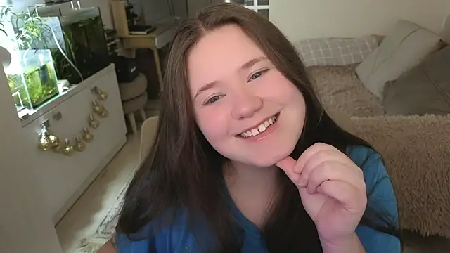 remirann  online show from 03-18-26, 01:46