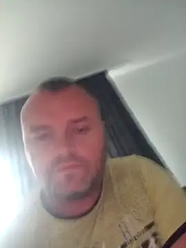 Adry1986 online show from 10-07-25, 08:37