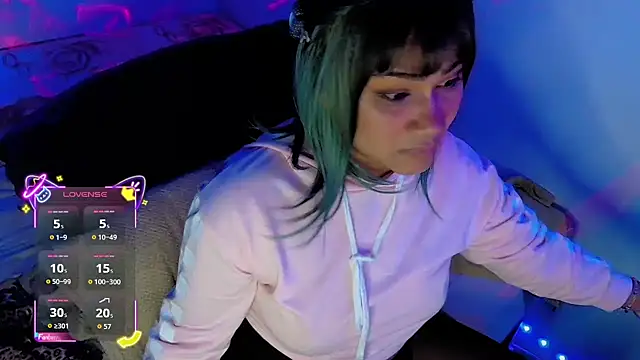 kiarybell   online show from 10-20-25, 05:09