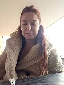 Lyia Ziggy online show from 02-11-25, 12:47