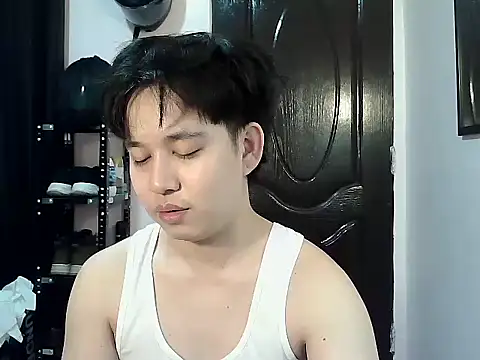 alfonsoasiancutie online show from 01-12-26, 11:50