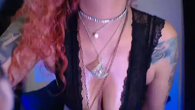 Agatha Tenebris online show from 09-30-25, 07:09