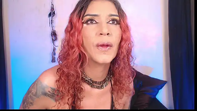 Agatha Tenebris online show from 12-17-25, 06:02