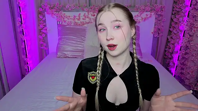 LilyStarlight online show from 06-21-26, 04:07