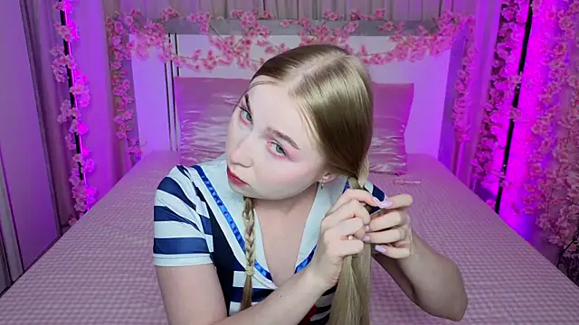 LilyStarlight online show from 07-02-26, 03:45