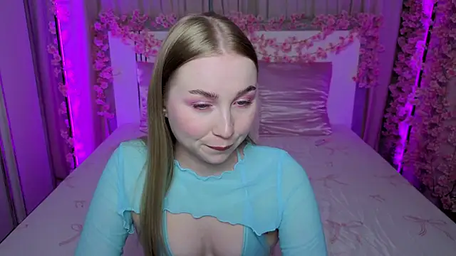 LilyStarlight online show from 06-28-26, 03:24