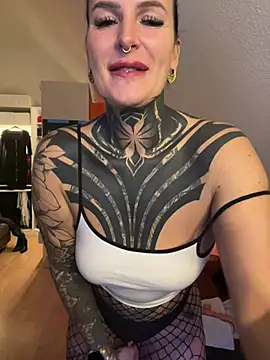 InkedBiitch online show from 01-09-26, 04:14