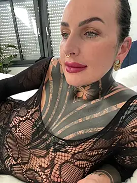 InkedBiitch online show from 05-10-26, 04:53