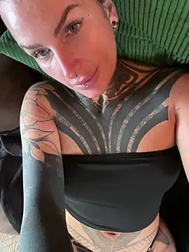 InkedBiitch online show from 05-18-26, 05:23