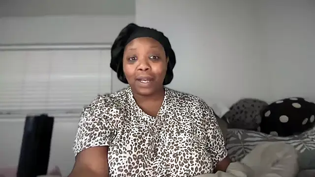 NikkiNoelanii online show from 02-18-26, 04:21