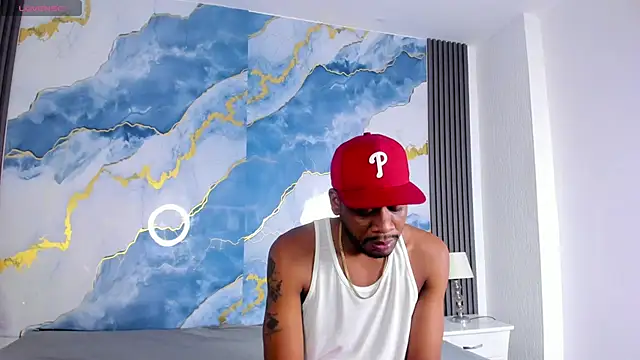 Kylieandjhonny online show from 12-18-25, 04:39