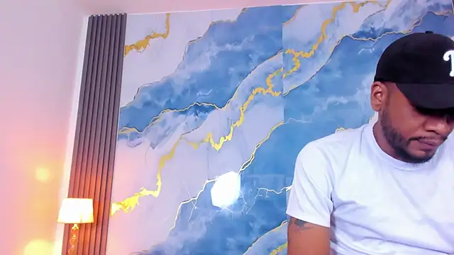 Kylieandjhonny online show from 02-13-26, 07:36