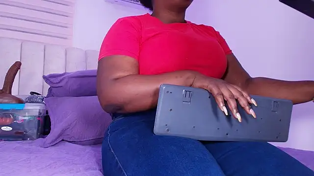  ebony-queen  online show from 03-03-26, 03:02