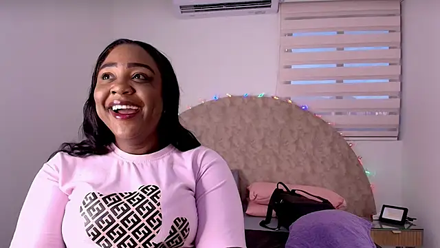  ebony-queen  online show from 01-07-26, 11:59