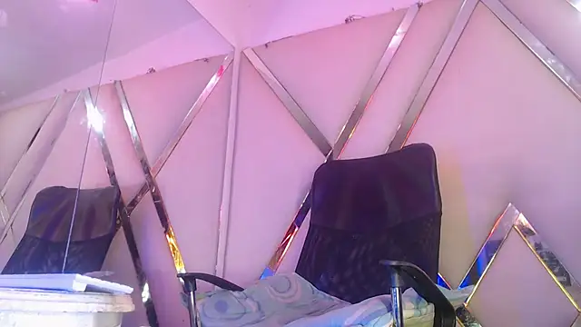 StefyFerrer online show from 11-30-25, 09:48